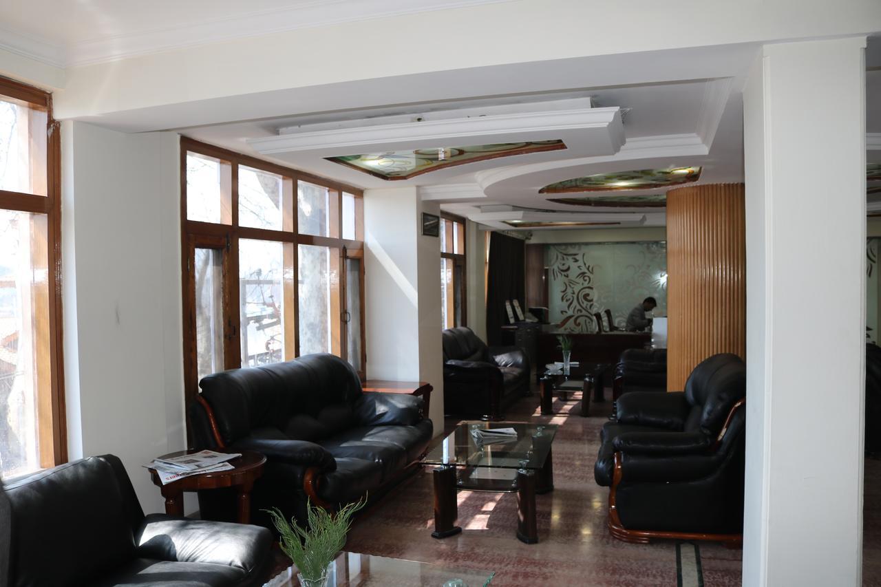 Hotel The Residency Srinagar Luaran gambar
